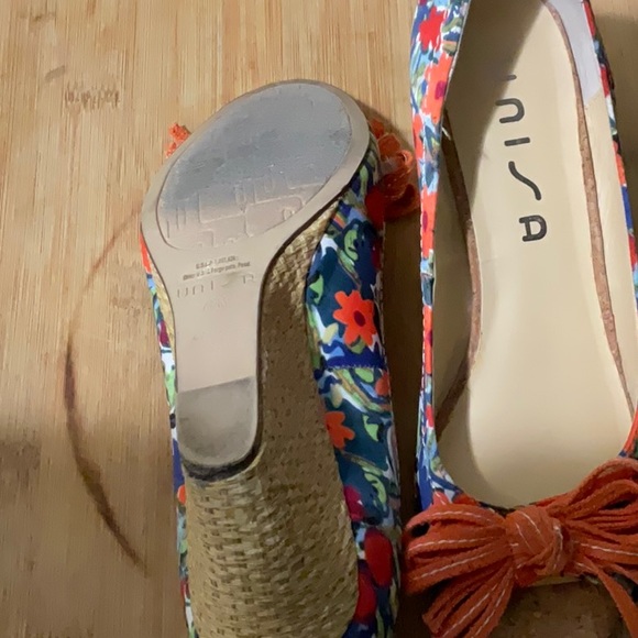 Unisa open toe wedge floral shoes size 7 1/2 M - Picture 6 of 6